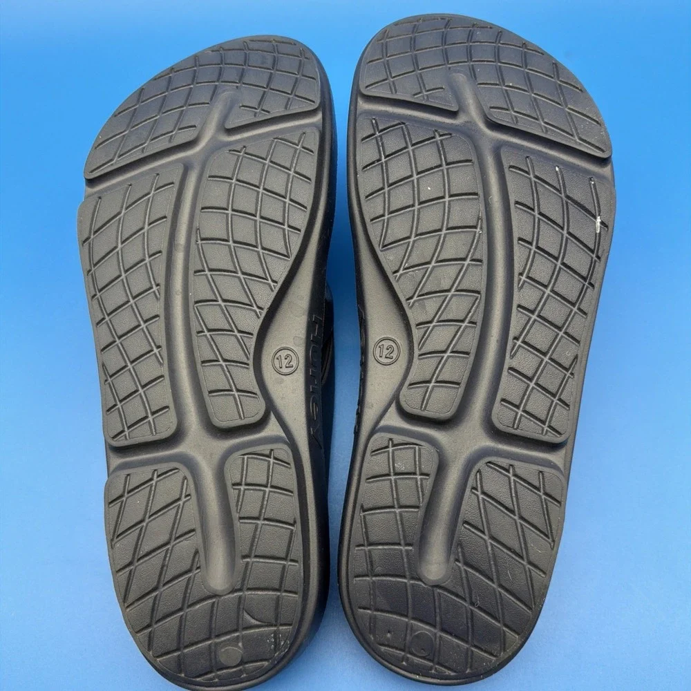 Hurley Men's Injection Step-In Non-Slip Grip Flip Flop Size 12